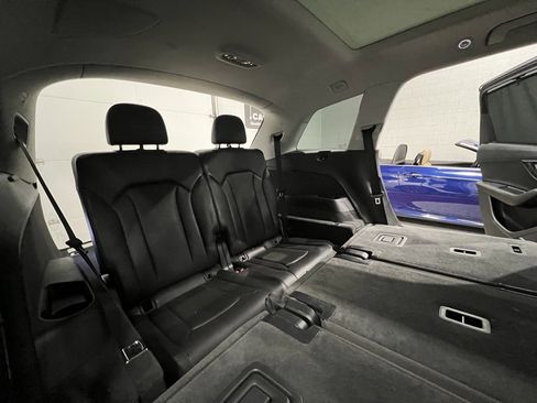 Used 2018 Audi Q7 3.0T Premium Plus image 34