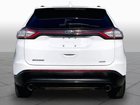 Used 2016 Ford Edge SE FWD image 5