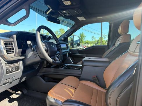 Used 2024 Ford F250 Platinum AWD/4WD image 20