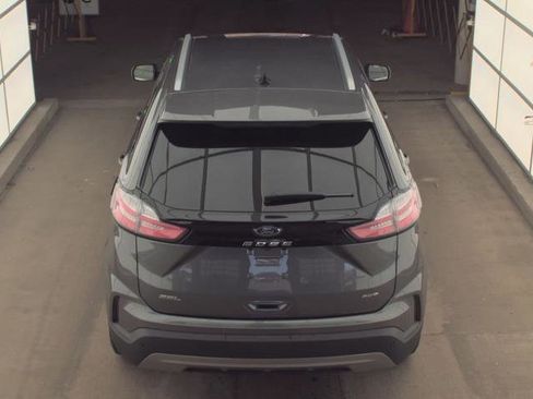 Used 2023 Ford Edge SEL w/ Convenience Package image 6