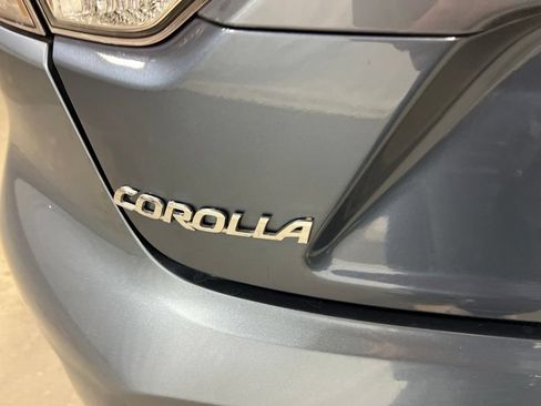 Used 2025 Toyota Corolla LE w/ Convenience Package FWD image 16