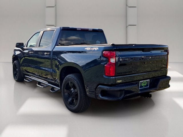 Certified 2021 Chevrolet Silverado 1500 Custom w/ LPO, Dark Essentials Package AWD/4WD image 3