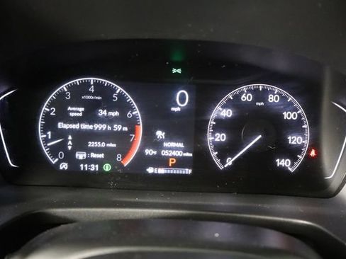 Used 2025 Honda Pilot TrailSport image 11