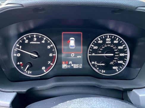 Certified 2025 Subaru Crosstrek 2.5i Premium image 8