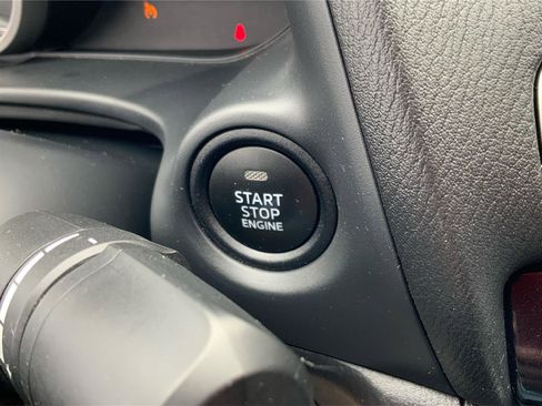 Used 2016 MAZDA MAZDA3 i Sport w/ Preferred Equipment Package FWD image 33