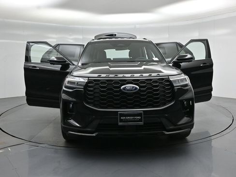 New 2026 Ford Explorer ST-Line RWD image 31
