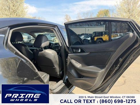 Used 2017 Nissan Maxima 3.5 SV image 13