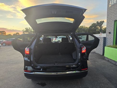 Used 2021 Chevrolet Equinox LT image 47