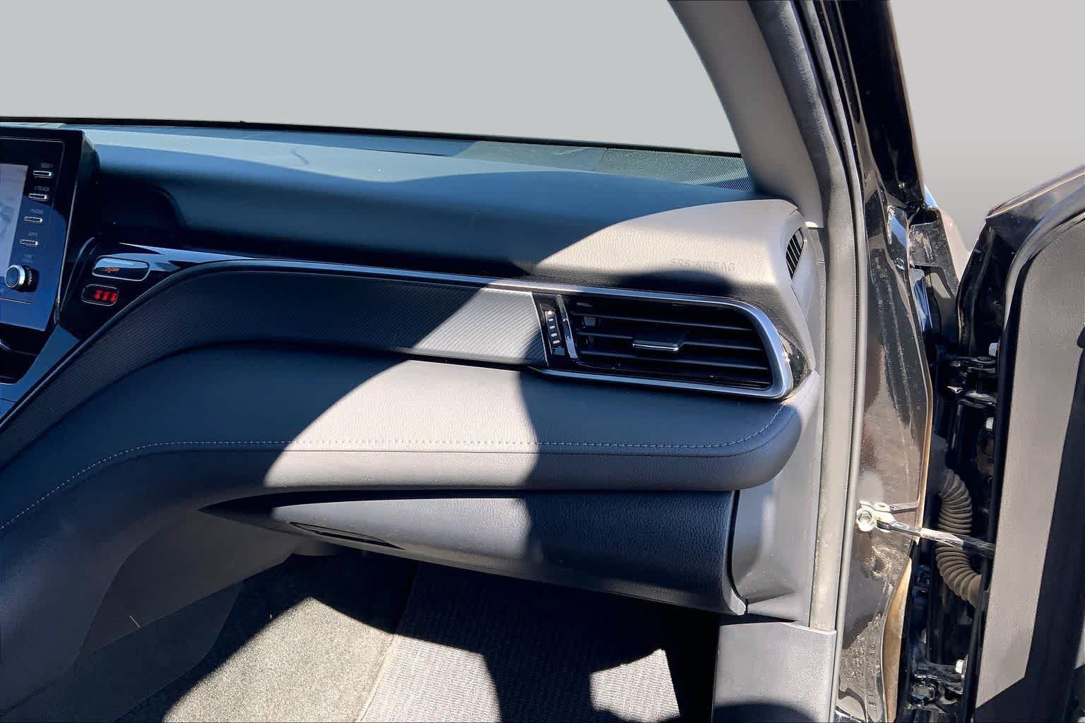Used 2023 Toyota Camry LE FWD image 19