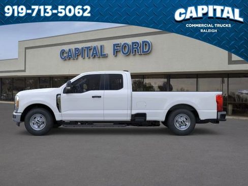New 2026 Ford F250 XL w/ XL Chrome Package image 3
