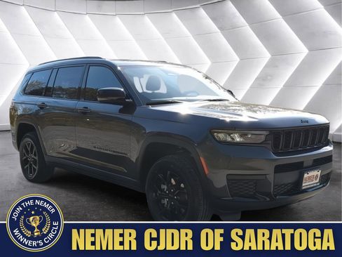 New 2025 Jeep Grand Cherokee L Altitude AWD/4WD image 1