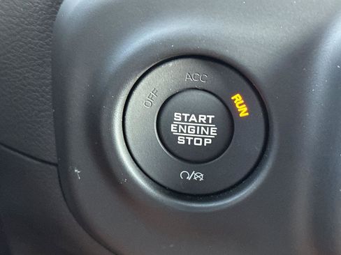 Used 2021 Jeep Wrangler Unlimited Rubicon image 22