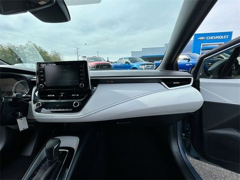 Used 2020 Toyota Corolla SE image 25