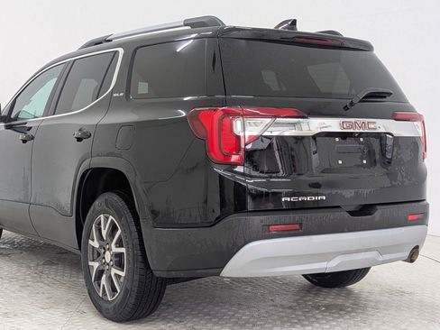 Used 2020 GMC Acadia SLE w/ Driver Convenience Package image 3