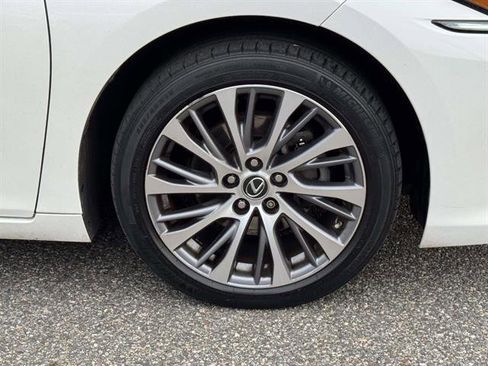 Used 2021 Lexus ES 350 w/ Premium Package image 7