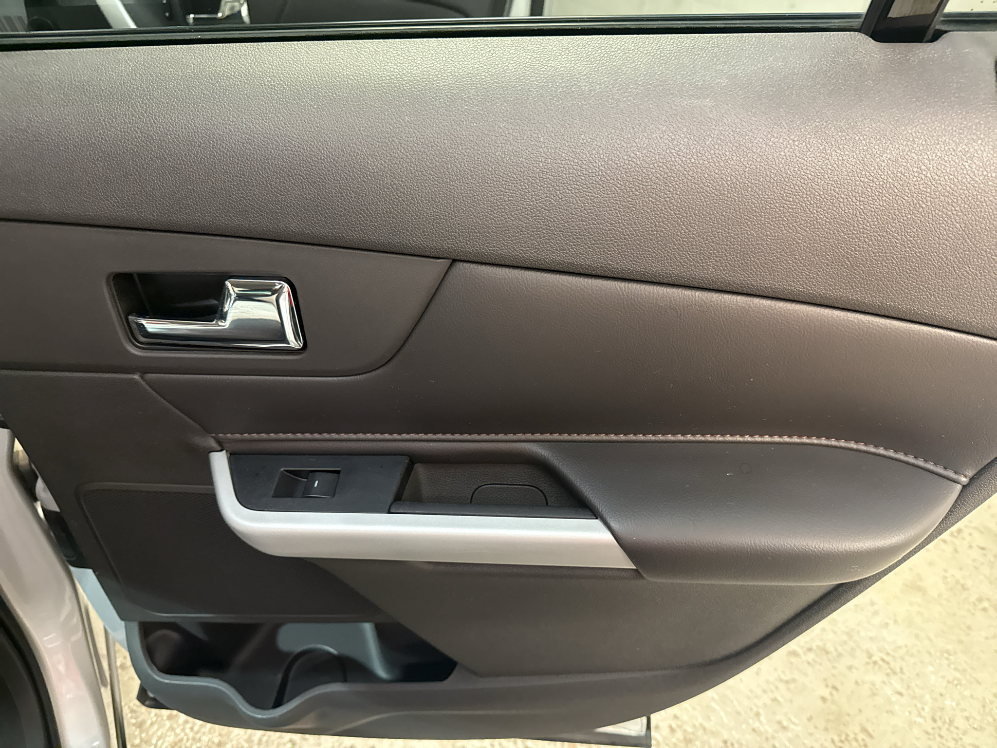 Used 2014 Ford Edge SEL w/ Equipment Group 204A FWD image 18