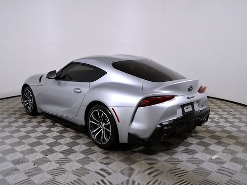 Used 2021 Toyota Supra w/ Safety & Technology Package RWD image 9