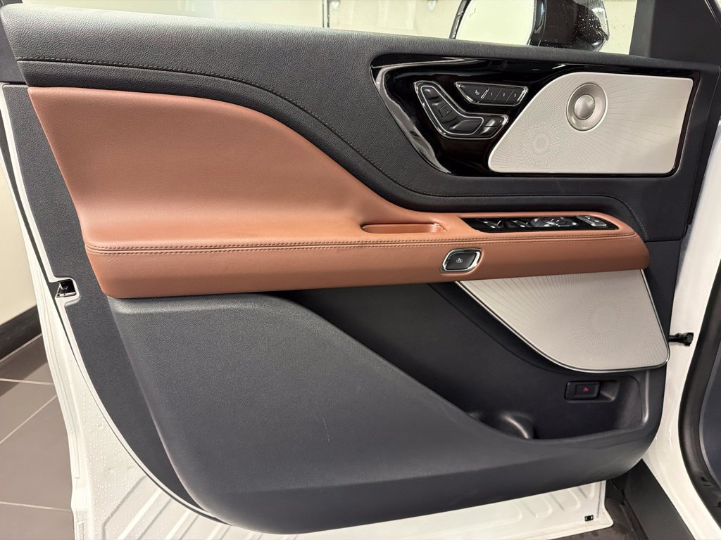 New 2027 Lincoln Aviator Reserve AWD/4WD image 29