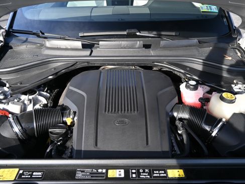 Used 2025 Land Rover Range Rover Sport Dynamic SE image 33