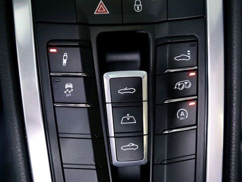 Used 2017 Porsche 911 Carrera S image 29