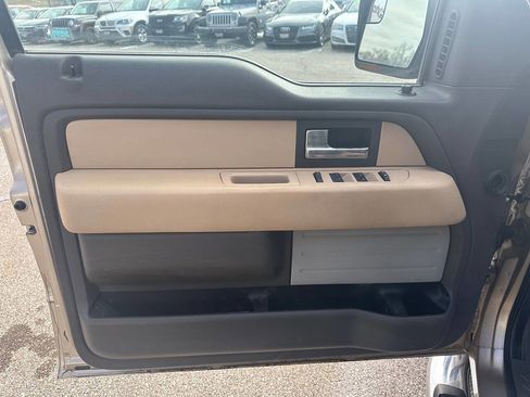 Used 2013 Ford F150 XLT w/ XLT Chrome Pkg image 11