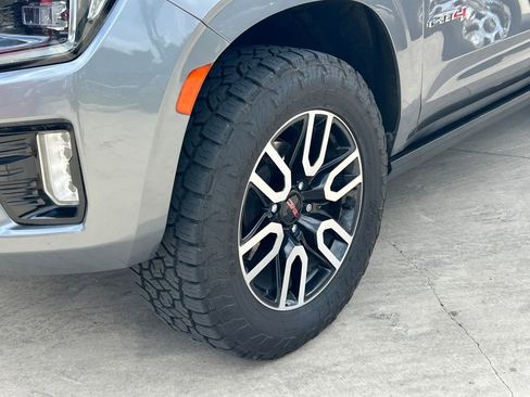 Used 2021 GMC Yukon AT4 w/ AT4 Premium Plus Package image 9