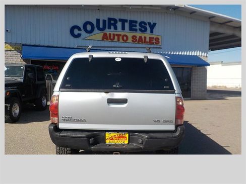 Used 2006 Toyota Tacoma 4x4 Double Cab image 5