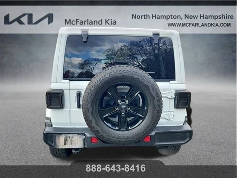 Used 2021 Jeep Wrangler Unlimited Sahara image 36
