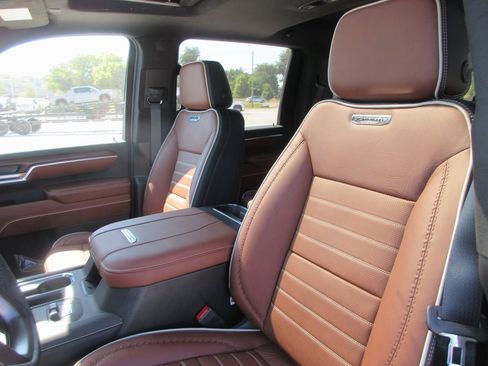 New 2026 GMC Sierra 3500 Denali Ultimate image 14