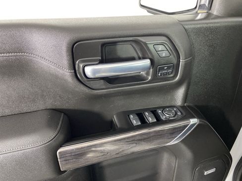 Used 2021 Chevrolet Silverado 1500 LTZ w/ LTZ Premium Package image 16