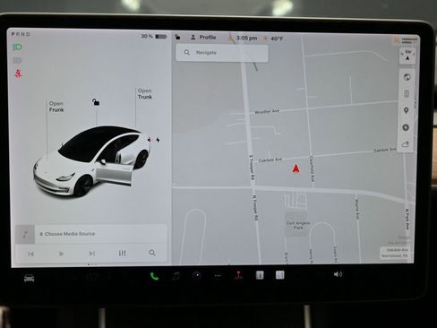 Used 2019 Tesla Model 3 Mid Range image 22