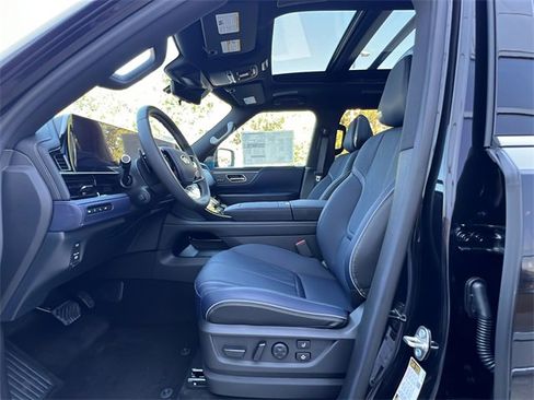 New 2026 INFINITI QX80 4WD image 31