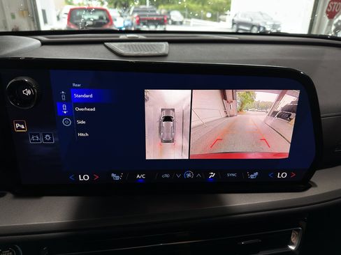 New 2026 Chevrolet Traverse LT w/ Enhanced Driving Package image 21