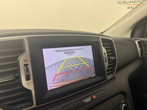 Used 2017 Kia Sportage EX FWD image 3