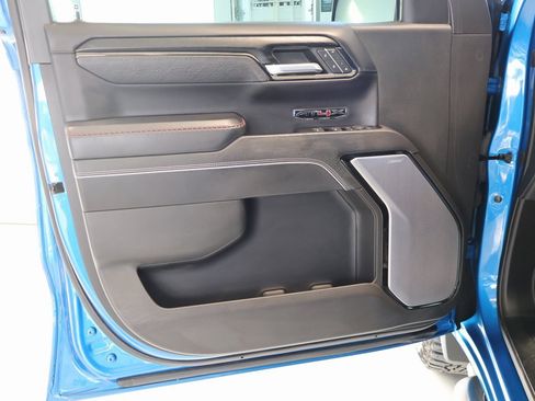 Certified 2022 GMC Sierra 1500 AT4X image 12