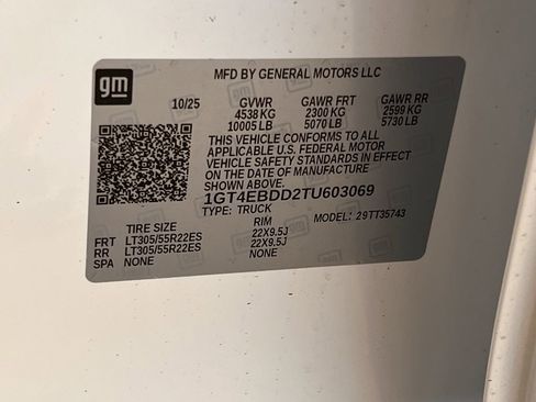 New 2026 GMC Hummer EV 4x4 Crew Cab image 32