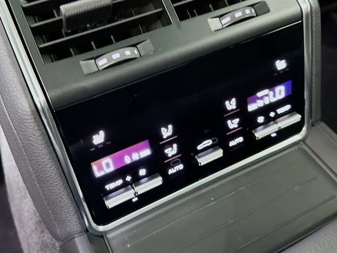 Certified 2023 Porsche Panamera 4 AWD/4WD image 27