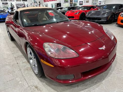 Used 2006 Chevrolet Corvette Convertible w/ Preferred Equipment Group RWD image 4