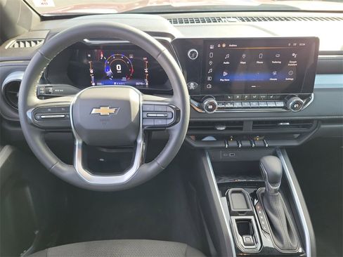 Used 2023 Chevrolet Colorado LT w/ LT Convenience Package II image 11