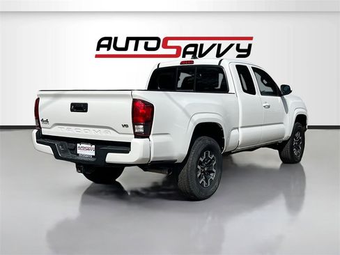 Used 2023 Toyota Tacoma SR image 7