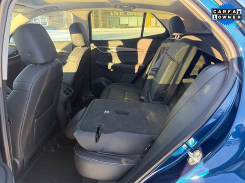 Used 2022 Buick Envision Avenir w/ Technology Package II image 33