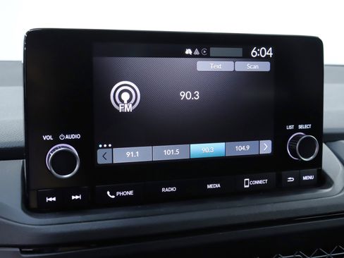 Used 2023 Honda Accord EX image 12