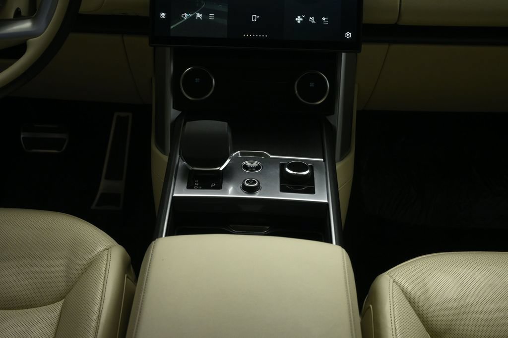 Used 2023 Land Rover Range Rover Long Wheelbase Autobiography AWD/4WD image 36