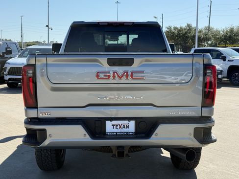 New 2026 GMC Sierra 2500 Denali w/ Denali Reserve Package AWD/4WD image 6