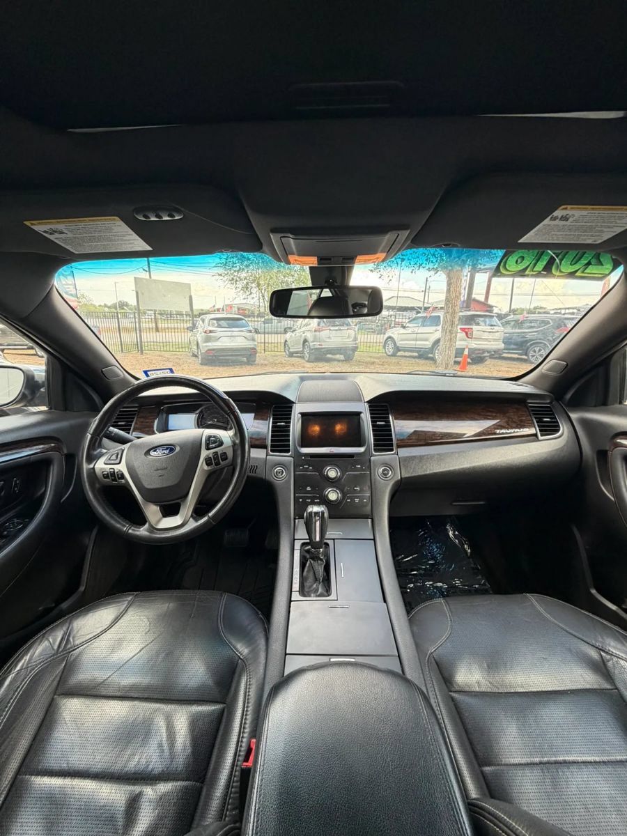 Used 2016 Ford Taurus Limited FWD image 8