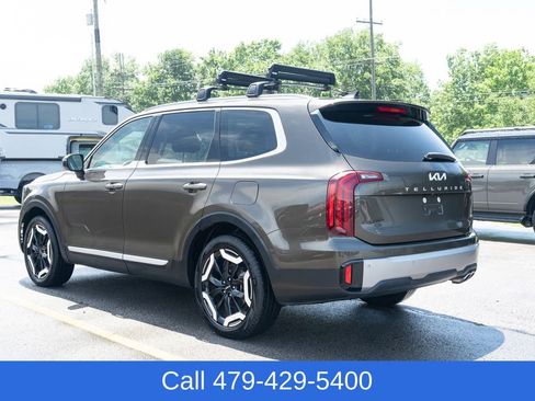 Used 2025 Kia Telluride S AWD/4WD image 4