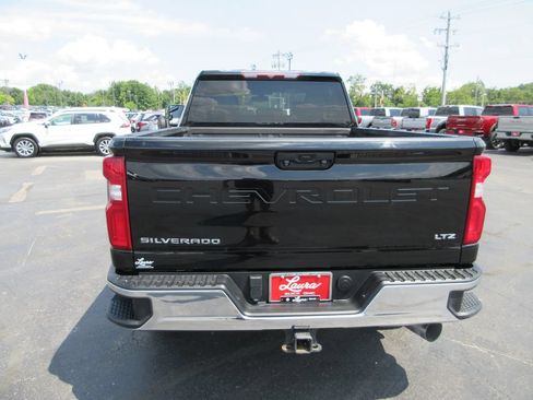 Used 2022 Chevrolet Silverado 2500 LTZ w/ Gooseneck/5TH Wheel Package AWD/4WD image 6