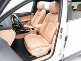 Certified 2023 Porsche Macan image 5