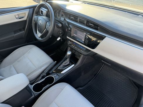 Used 2016 Toyota Corolla LE image 20