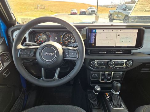 New 2026 Jeep Gladiator Sport AWD/4WD image 16
